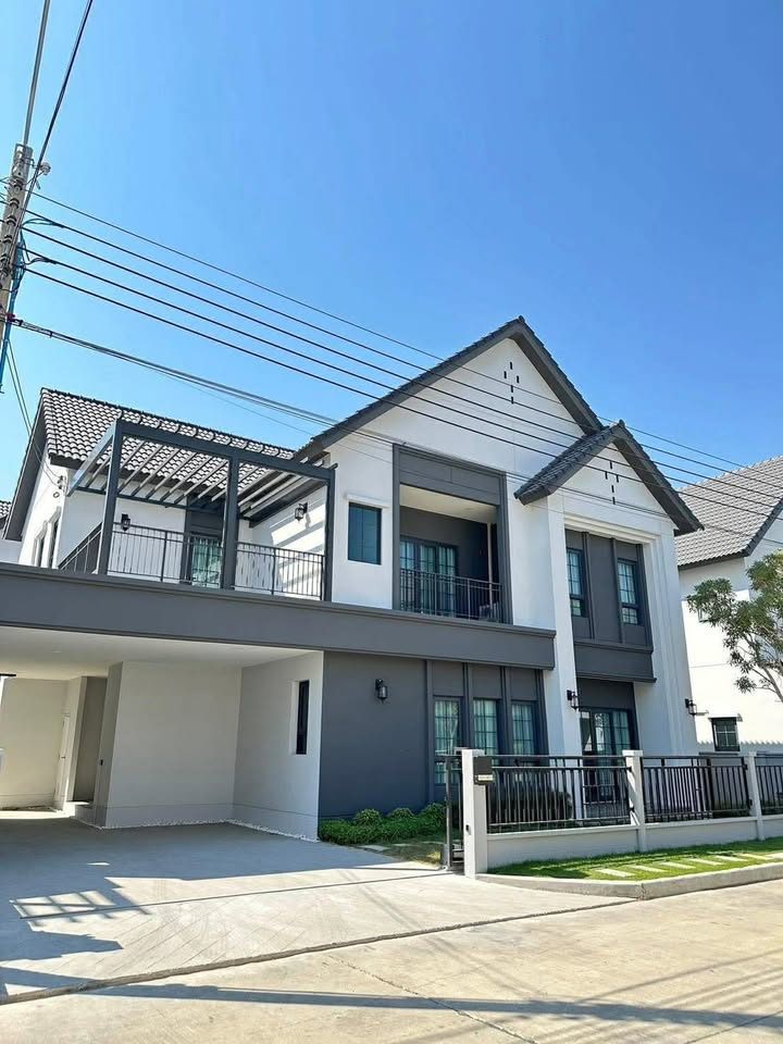 Centro Bangna (Phase 2) บ้านเดี่ยวให้เช่า | พร้อมเข้าอยู่