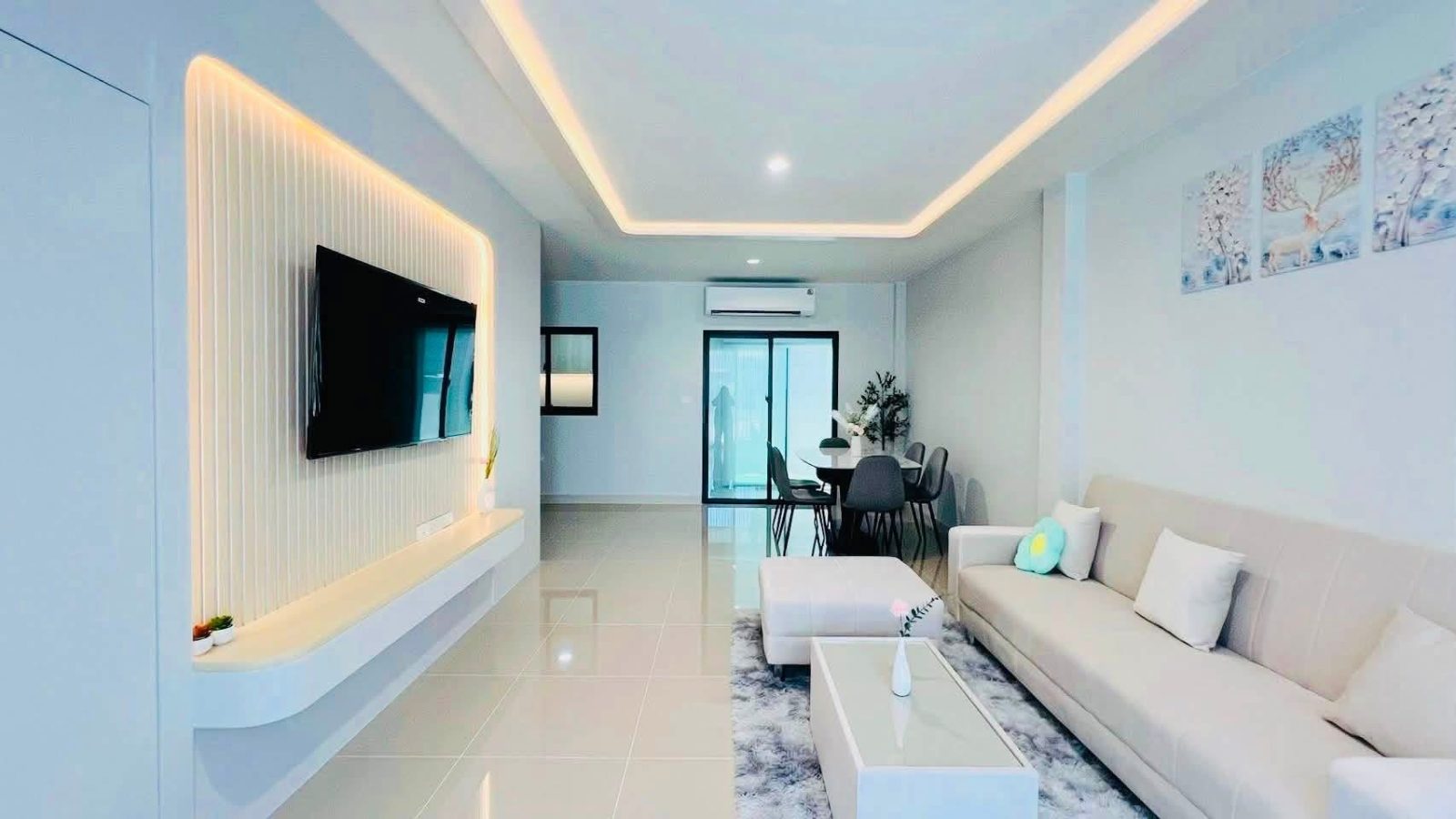 ทาวน์โฮม โครงการ PLENO สุขุมวิท-บางนา 3ห้องนอน 1ห้องนอนชั้นลอย เพียงราคา 60,000 บาทเ